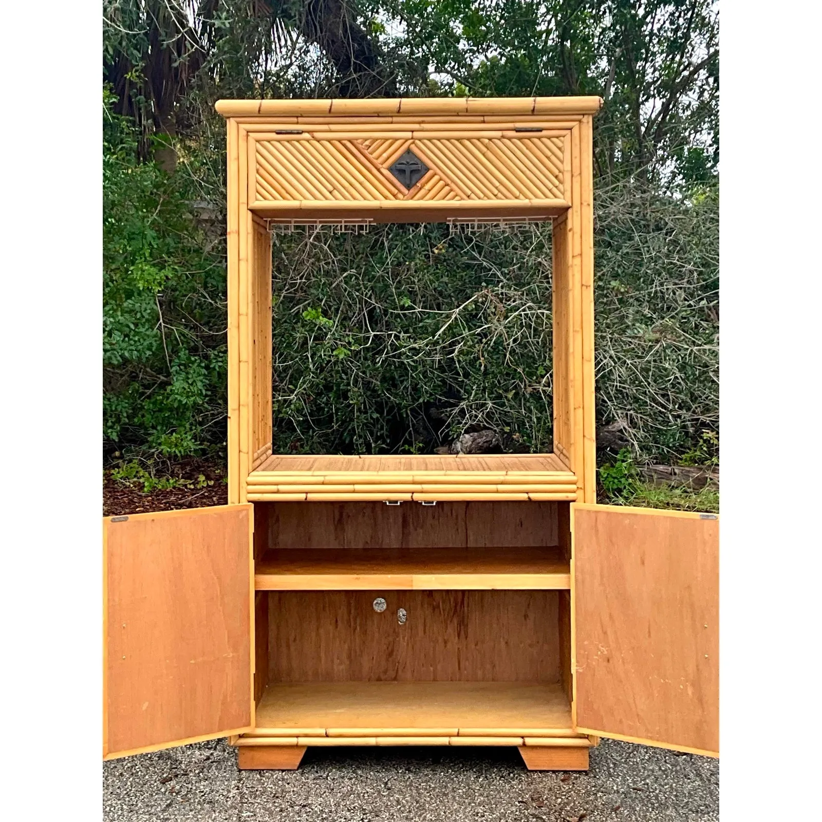 Vintage Coastal Bamboo Dry Bar — additional photo 6