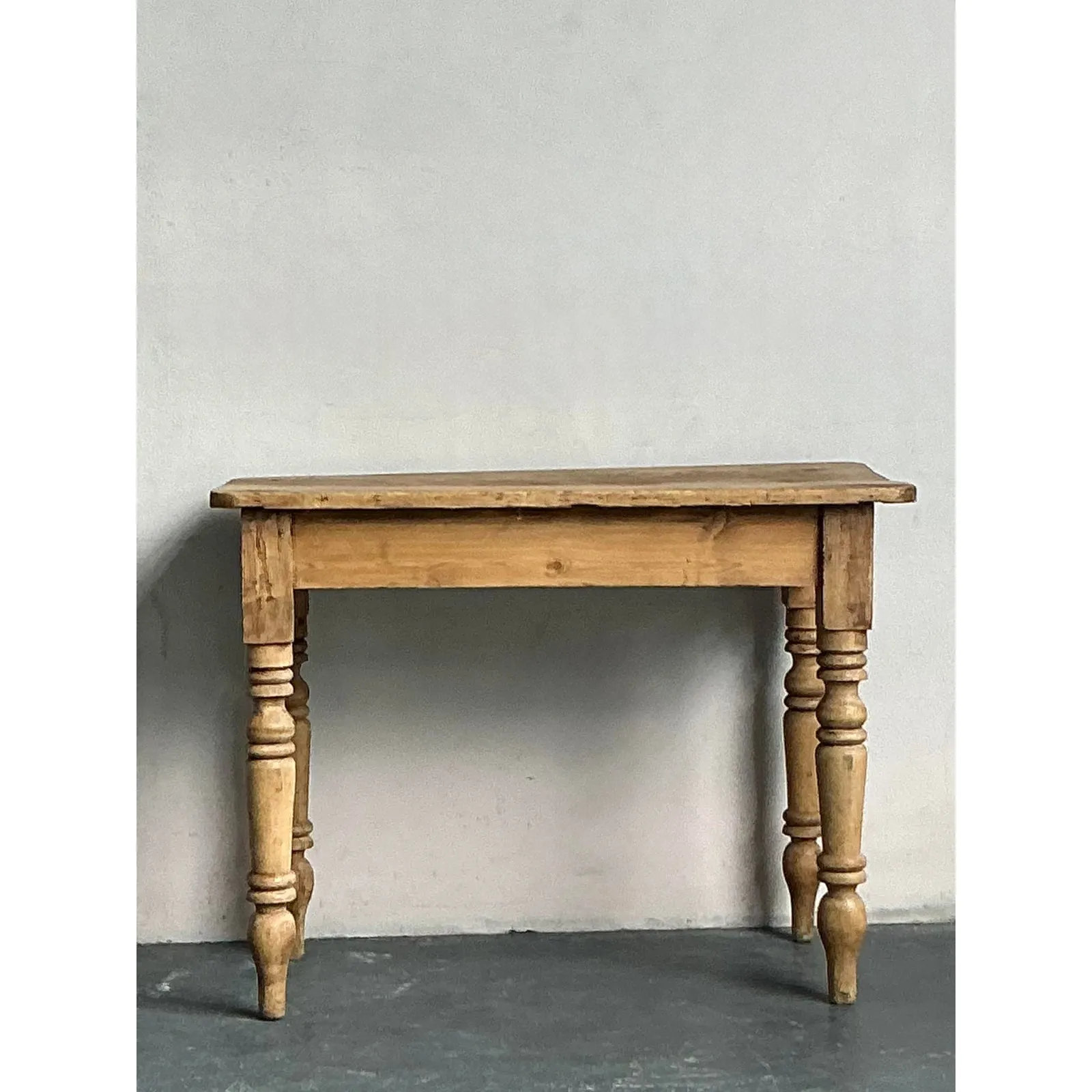 Farmhouse Vintage Boho Rustic Barn Wood Table — additional photo 5