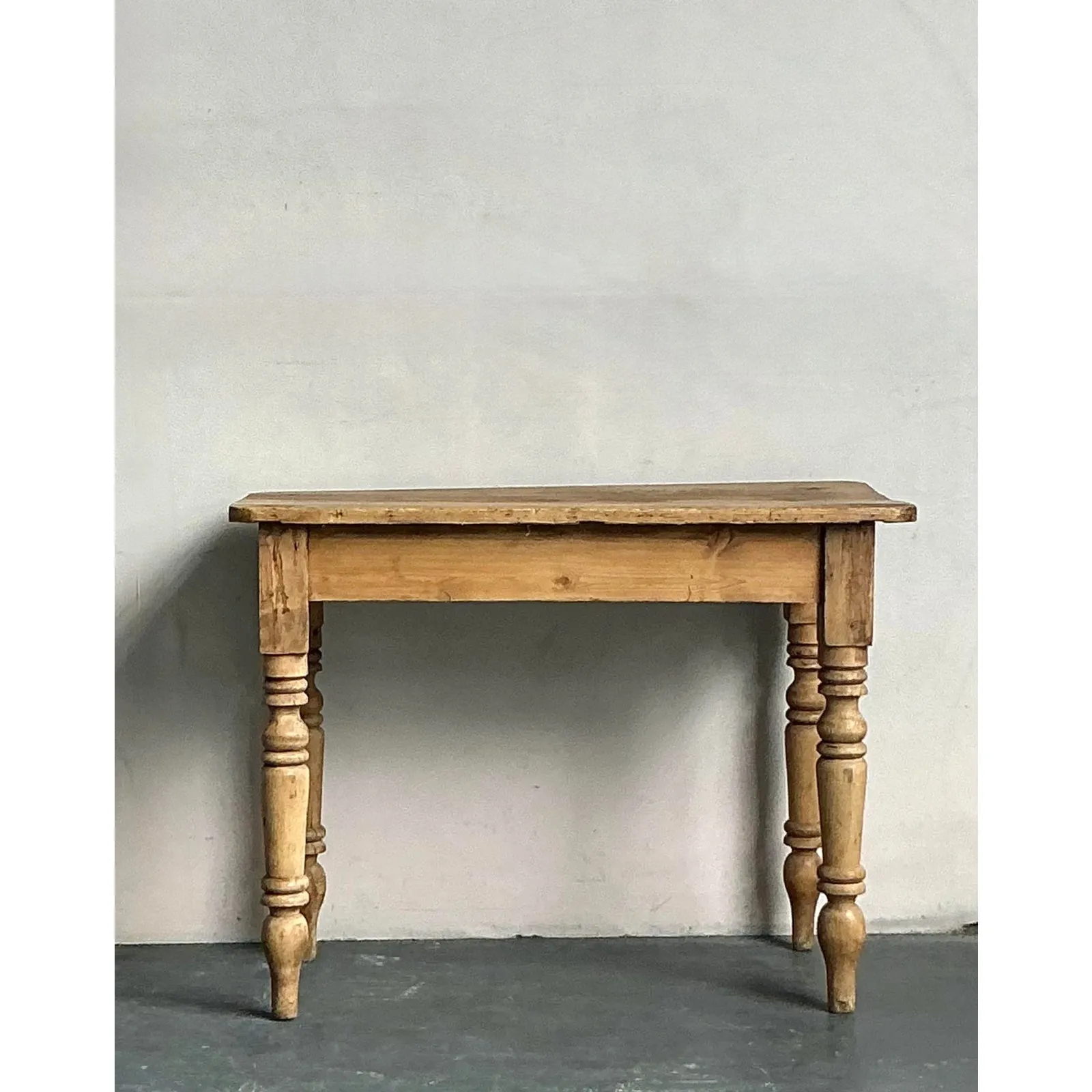 Farmhouse Vintage Boho Rustic Barn Wood Table — additional photo 7