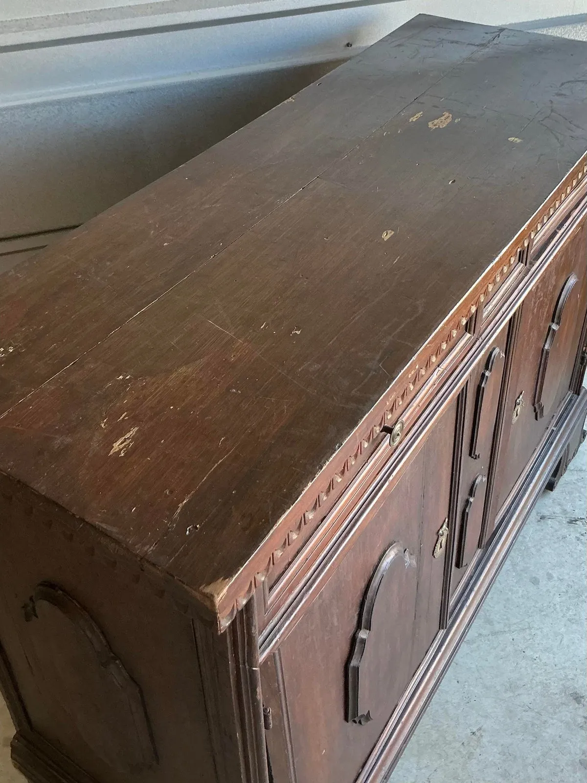 Vintage Boho 18 Century Tuscan Walnut Buffet — additional photo 4