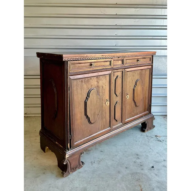 Vintage Boho 18 Century Tuscan Walnut Buffet — additional photo 4