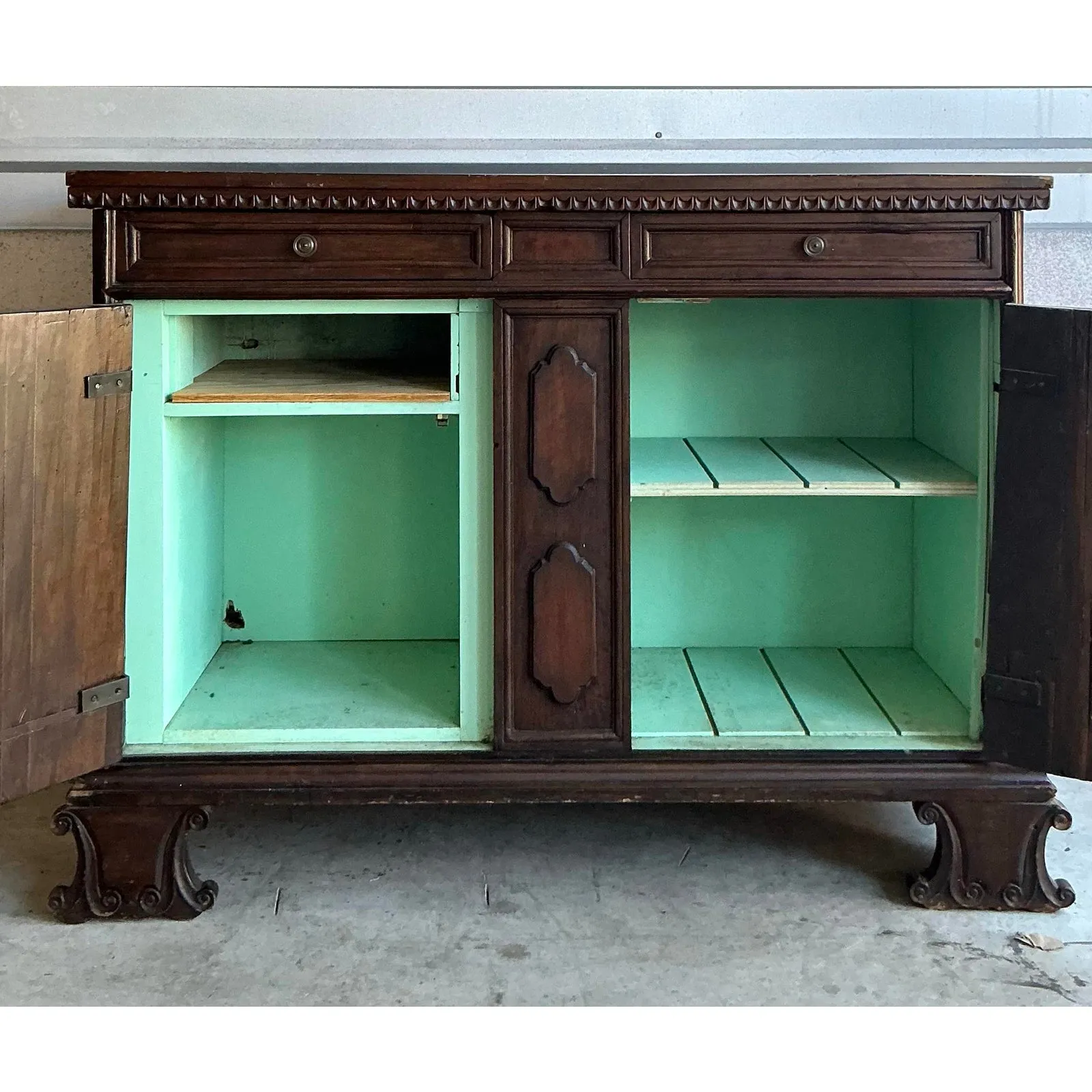 Vintage Boho 18 Century Tuscan Walnut Buffet — additional photo 6