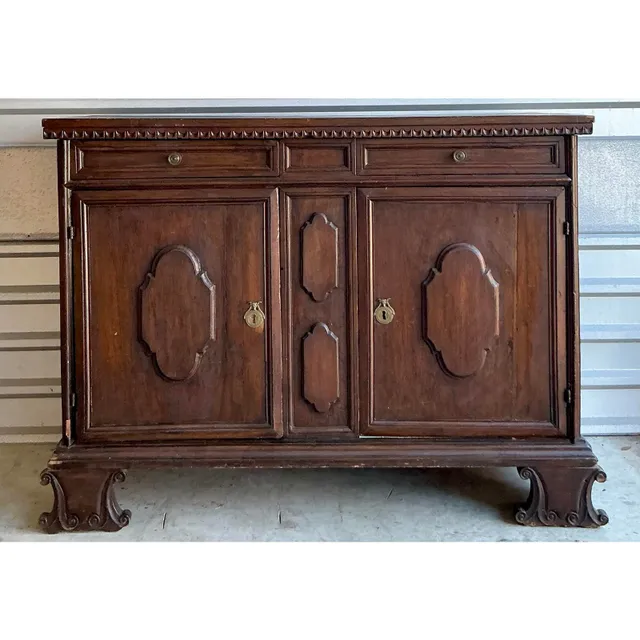 Vintage Boho 18 Century Tuscan Walnut Buffet — additional photo 2