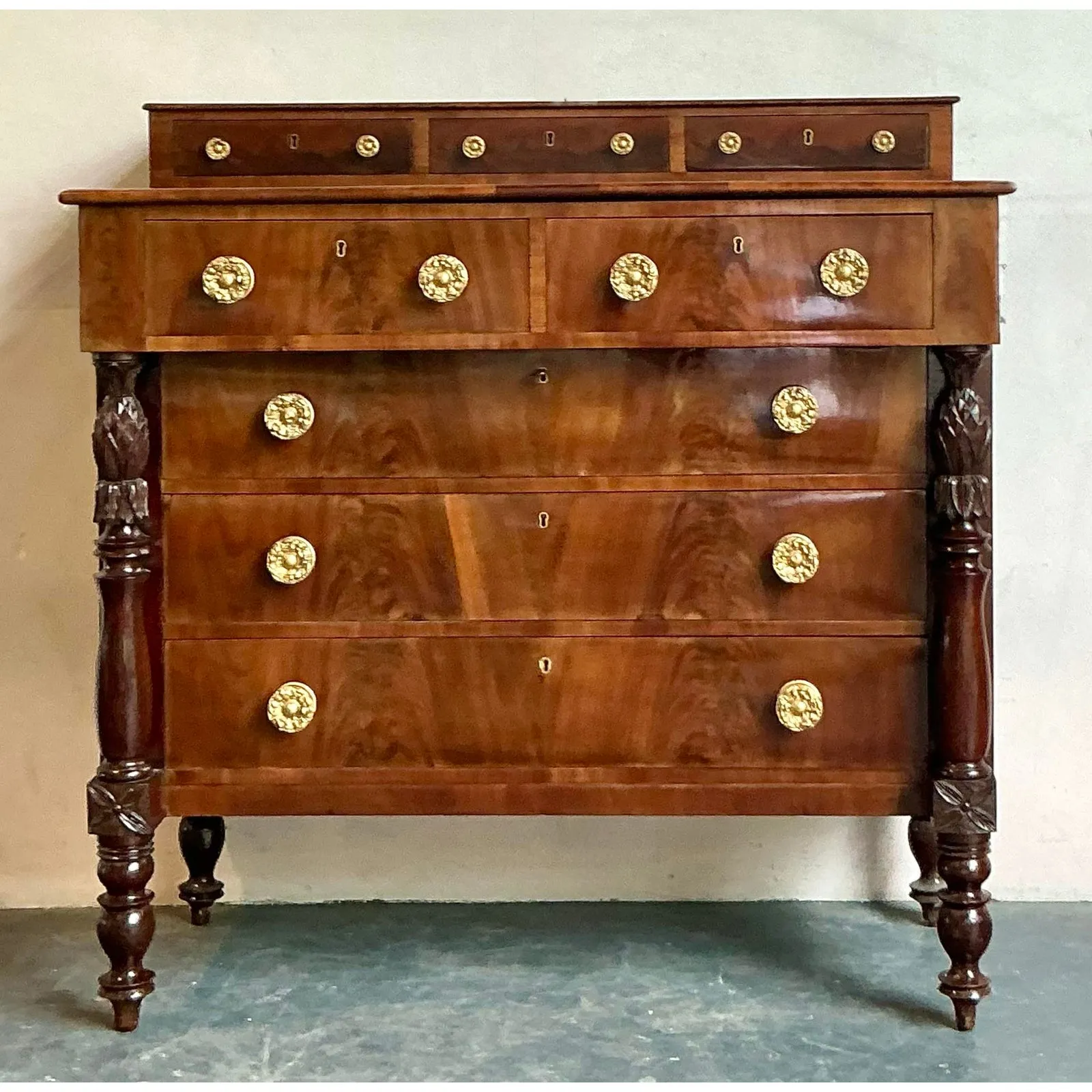 Vintage Federal Flame Mahogany Chest of Drawers — additional photo 8