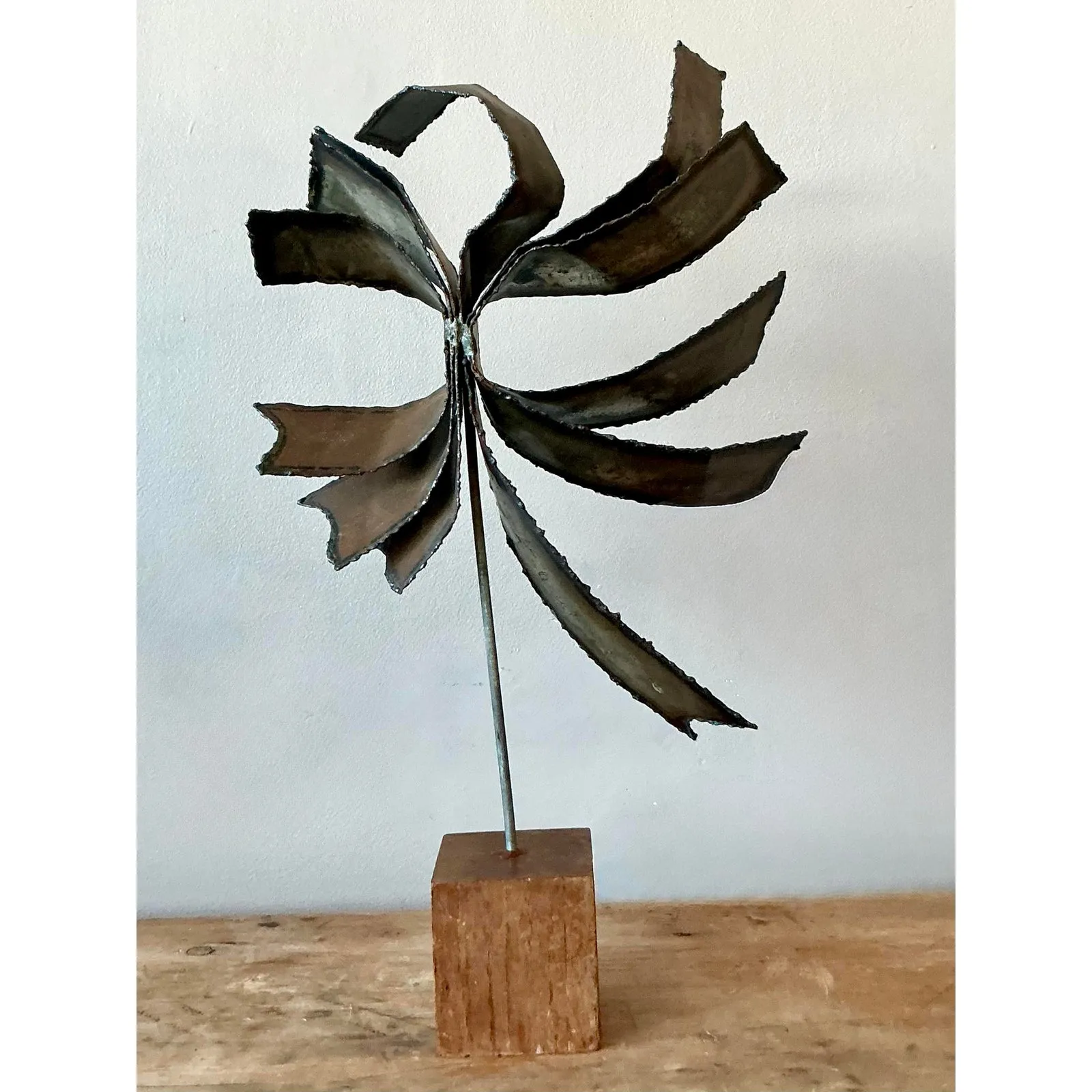 Vintage Boho Torch Cut Metal Bands Sculpture — additional photo 5