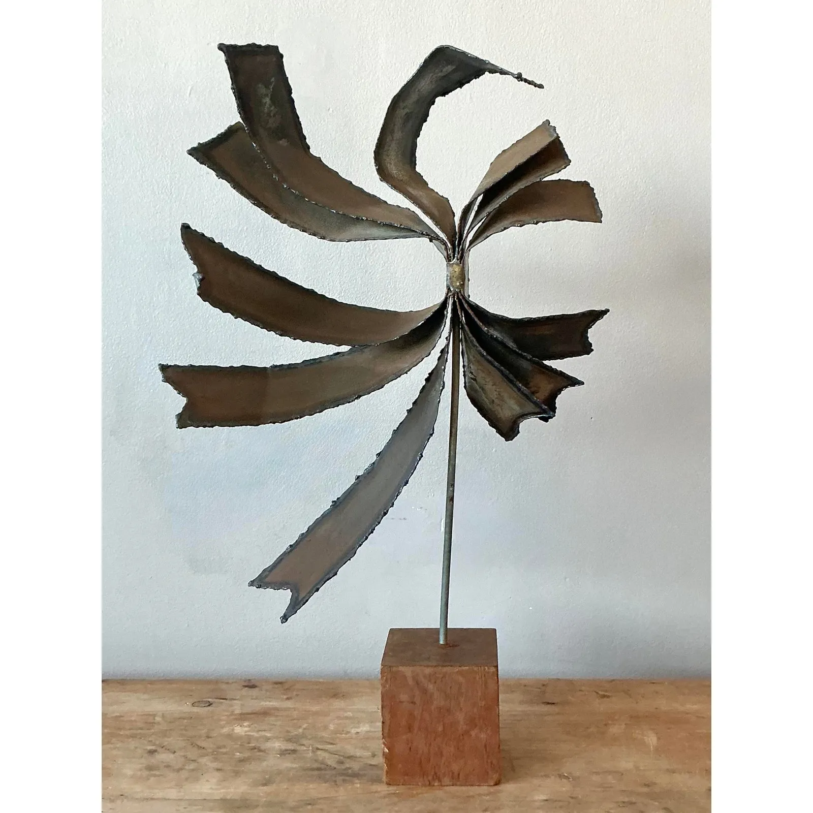 Vintage Boho Torch Cut Metal Bands Sculpture — additional photo 7
