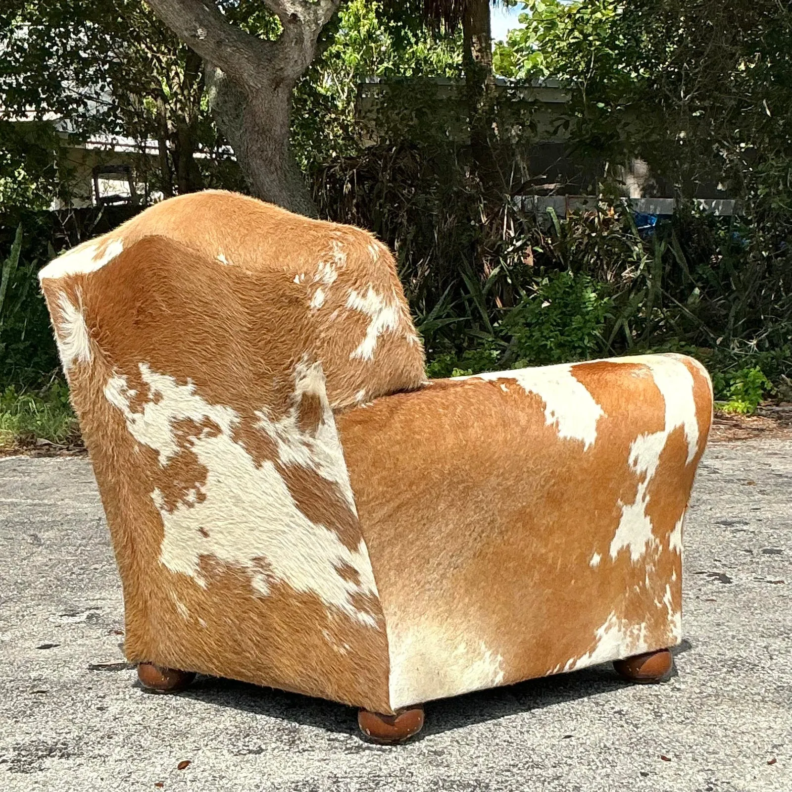 Vintage Boho Cowhide Roll Arm Lounge Chair — additional photo 7