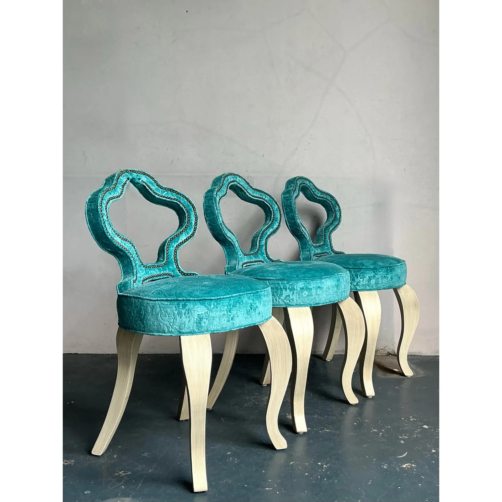 Vintage Regency Keyhole Barstools - Set of 3 — additional photo 5