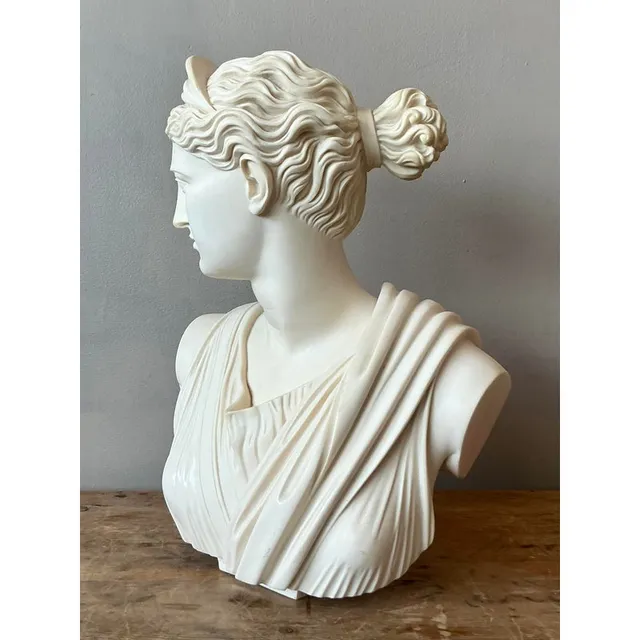 Vintage Boho Cast Stone Bust of Artemis Diana — additional photo 6