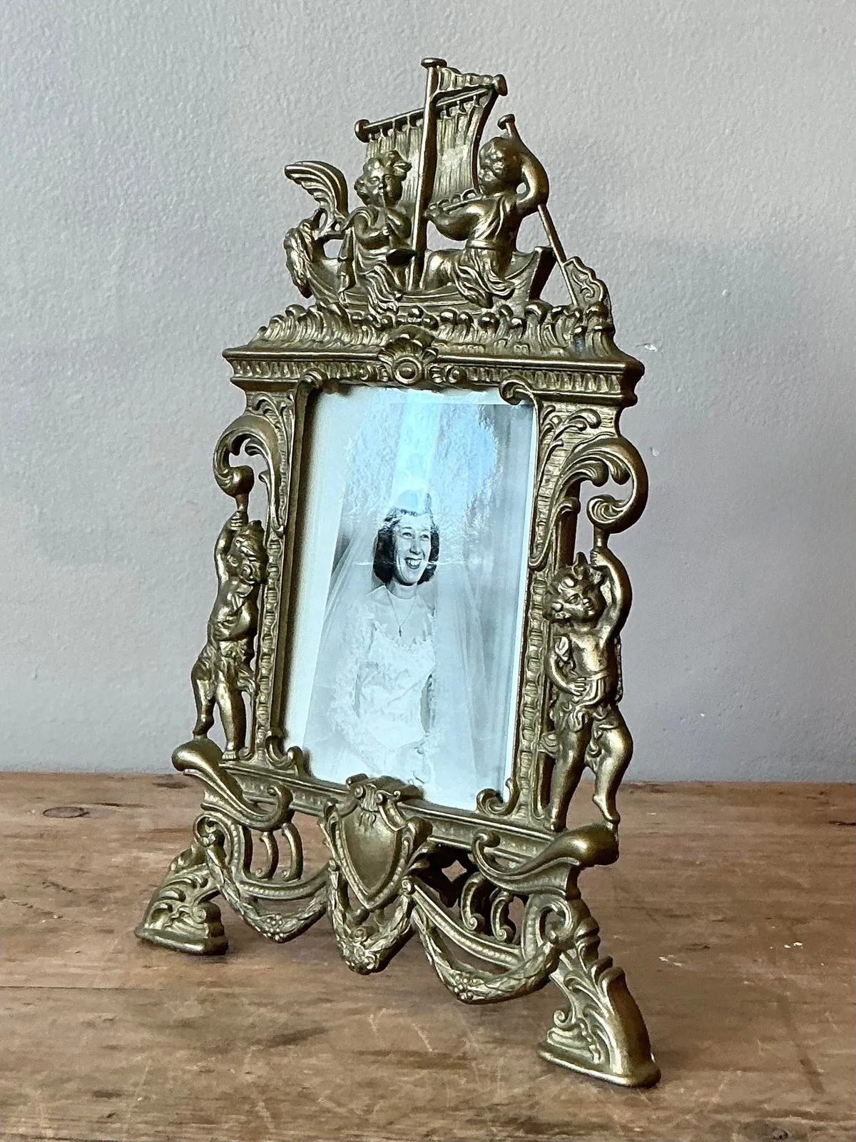 Vintage Boho Brass Cherub Frame — additional photo 7