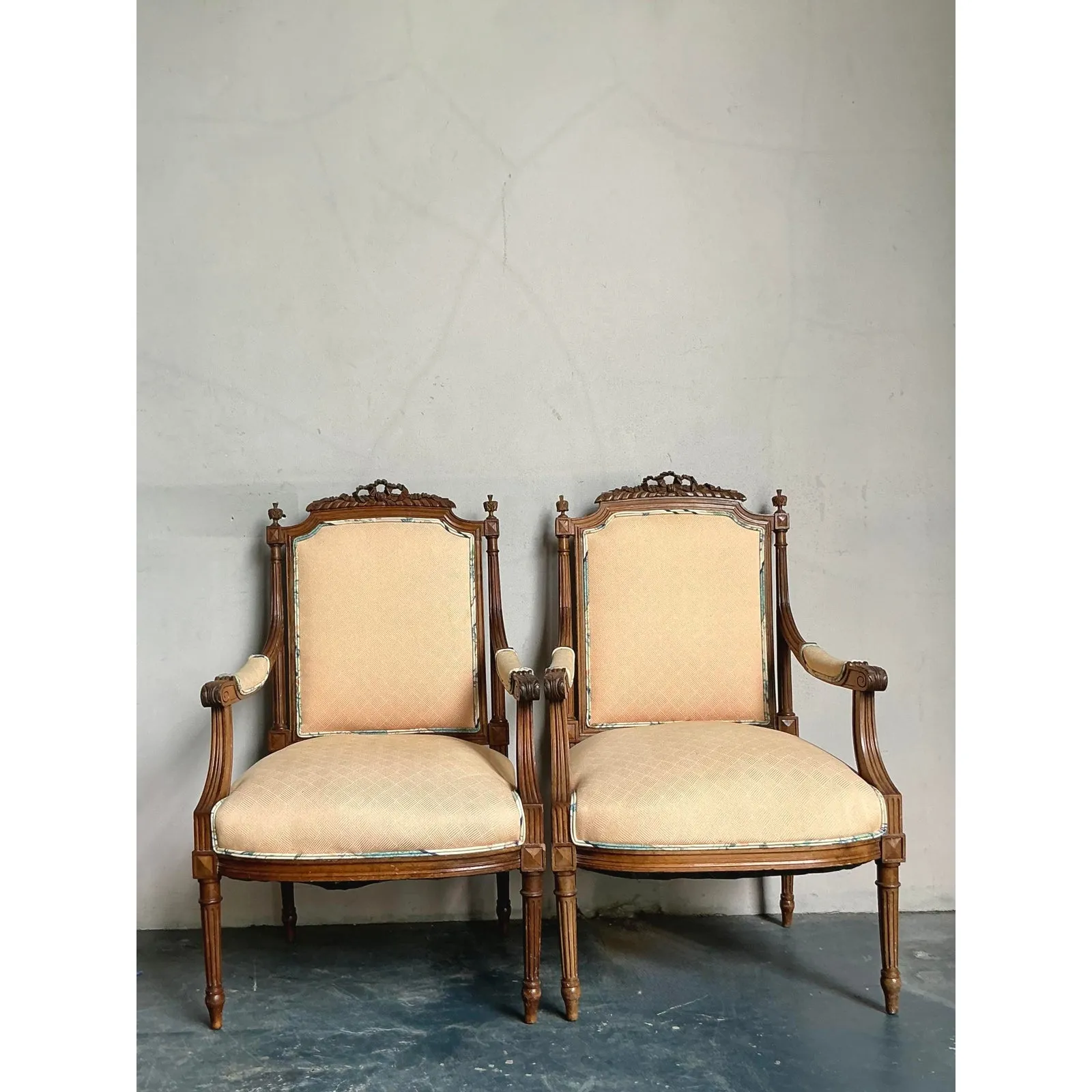 Vintage Regency Hand Carved Fauteuil Chairs - A Pair — additional photo 2