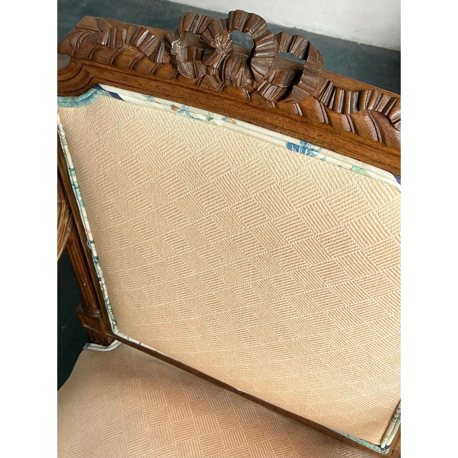Vintage Regency Hand Carved Fauteuil Chairs - A Pair — additional photo 6