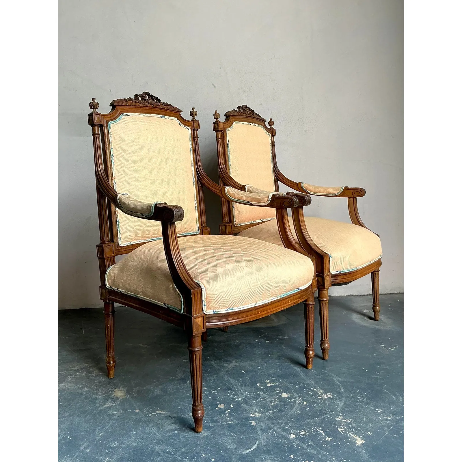Vintage Regency Hand Carved Fauteuil Chairs - A Pair — additional photo 7