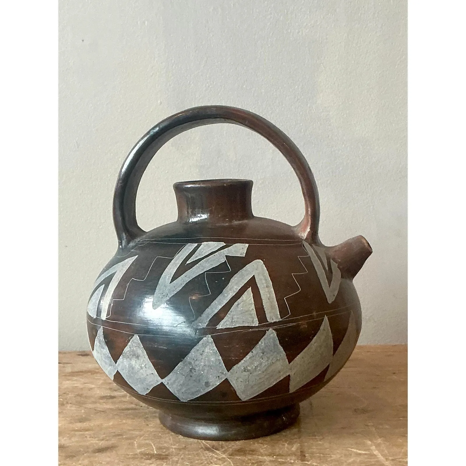 Vintage Boho Mexican Hand Painted Terra Cotta Water Jug — additional photo 6