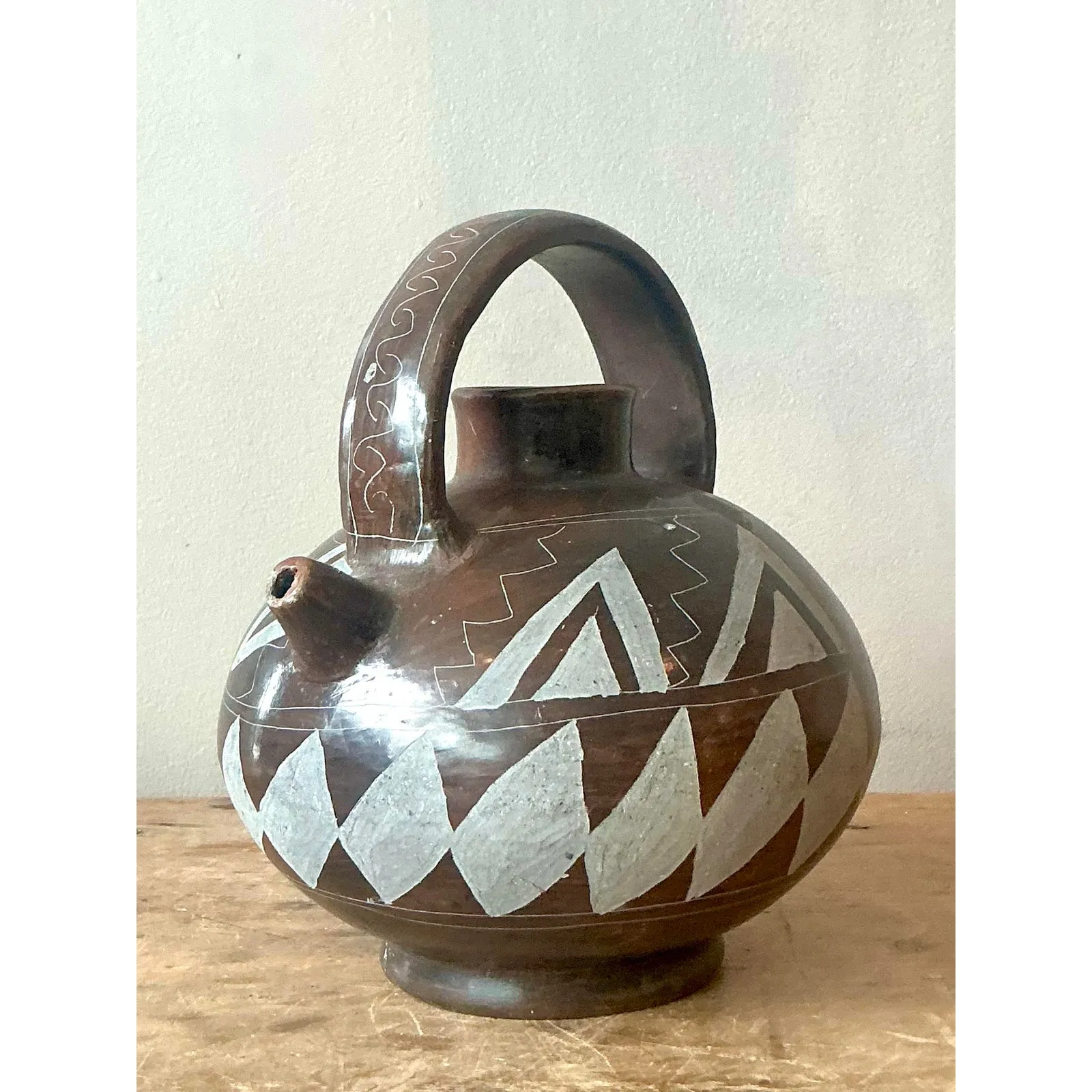 Vintage Boho Mexican Hand Painted Terra Cotta Water Jug — additional photo 7