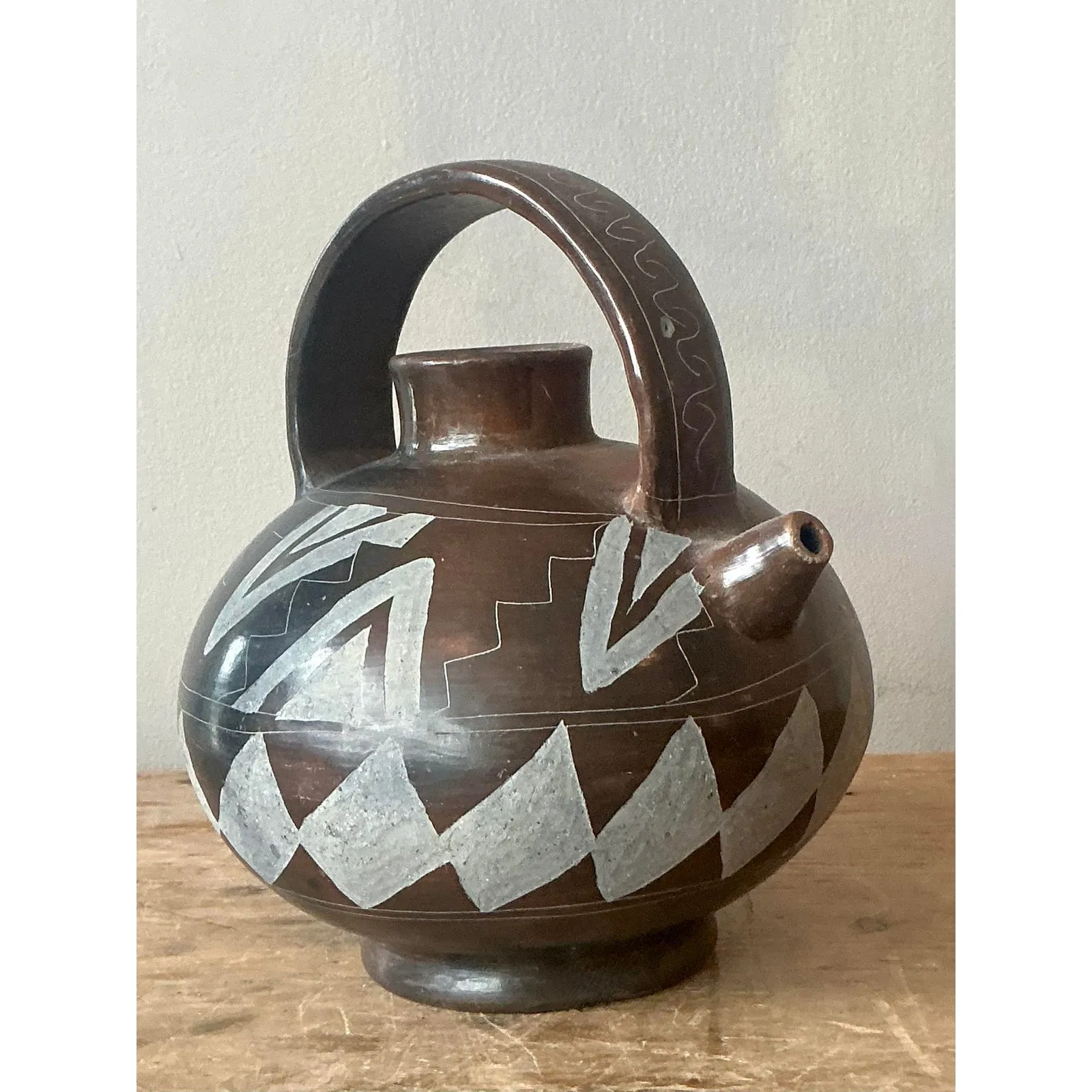Vintage Boho Mexican Hand Painted Terra Cotta Water Jug — additional photo 8