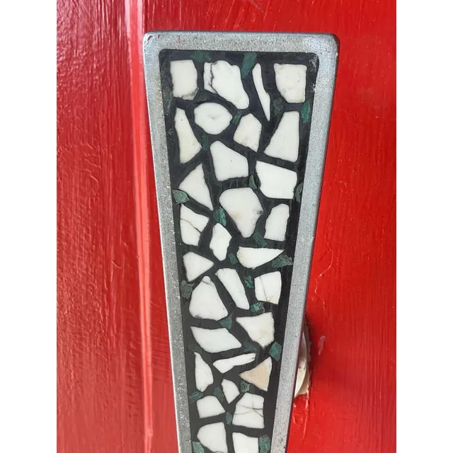 Vintage MCM Pleated Doors With Inlay Handles -Set of 2 — additional photo 8