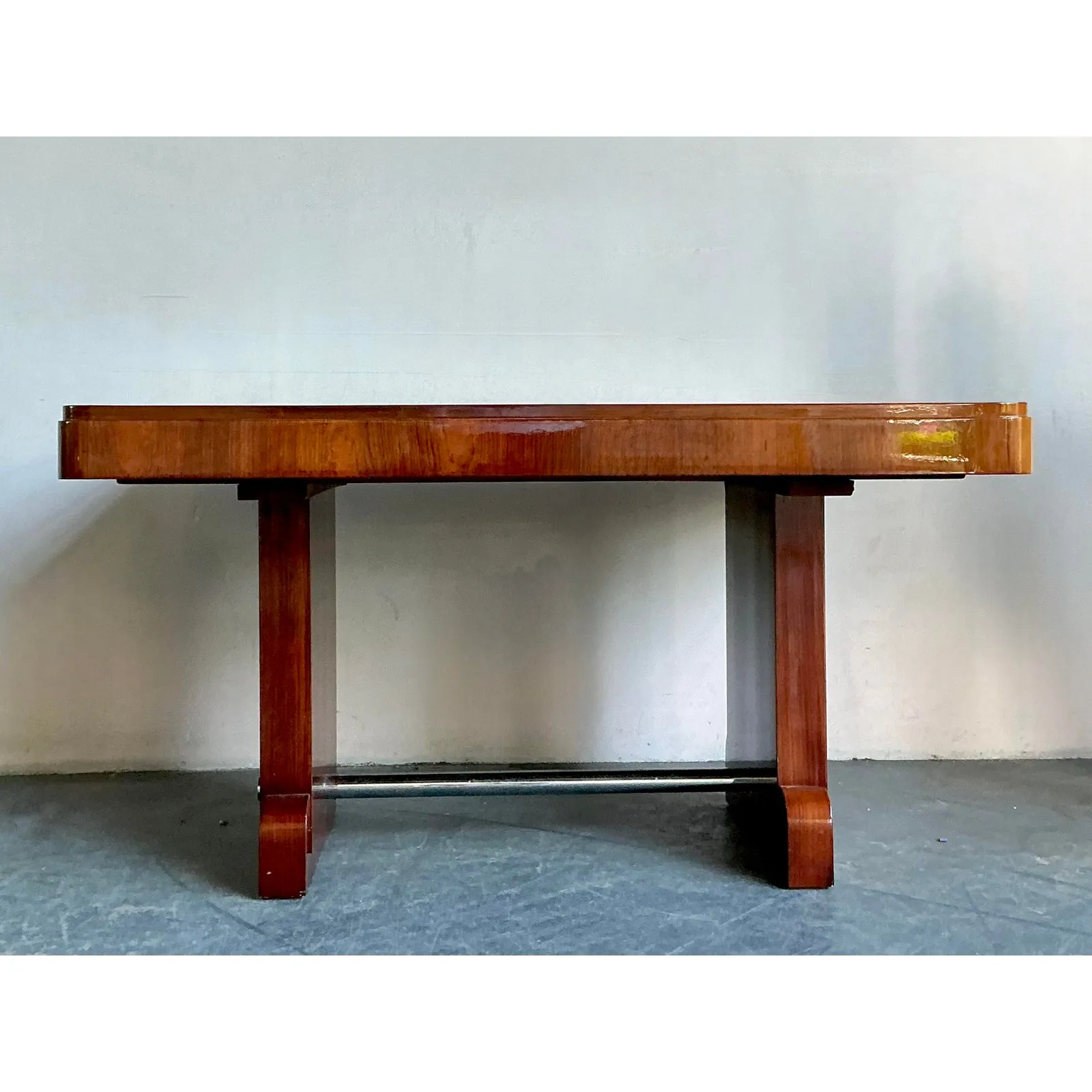 Vintage Art Deco Flame Mahogany Extendable Dining Table — additional photo 2