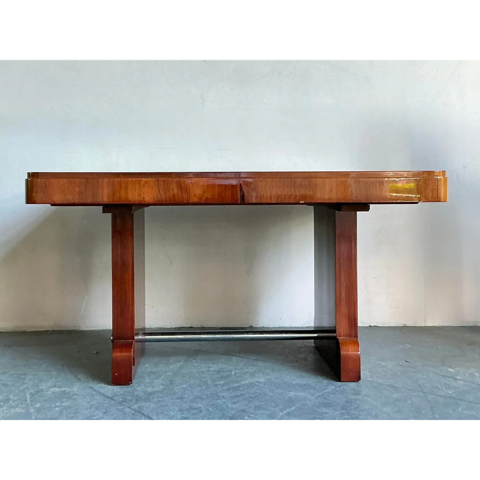 Vintage Art Deco Flame Mahogany Extendable Dining Table — additional photo 1