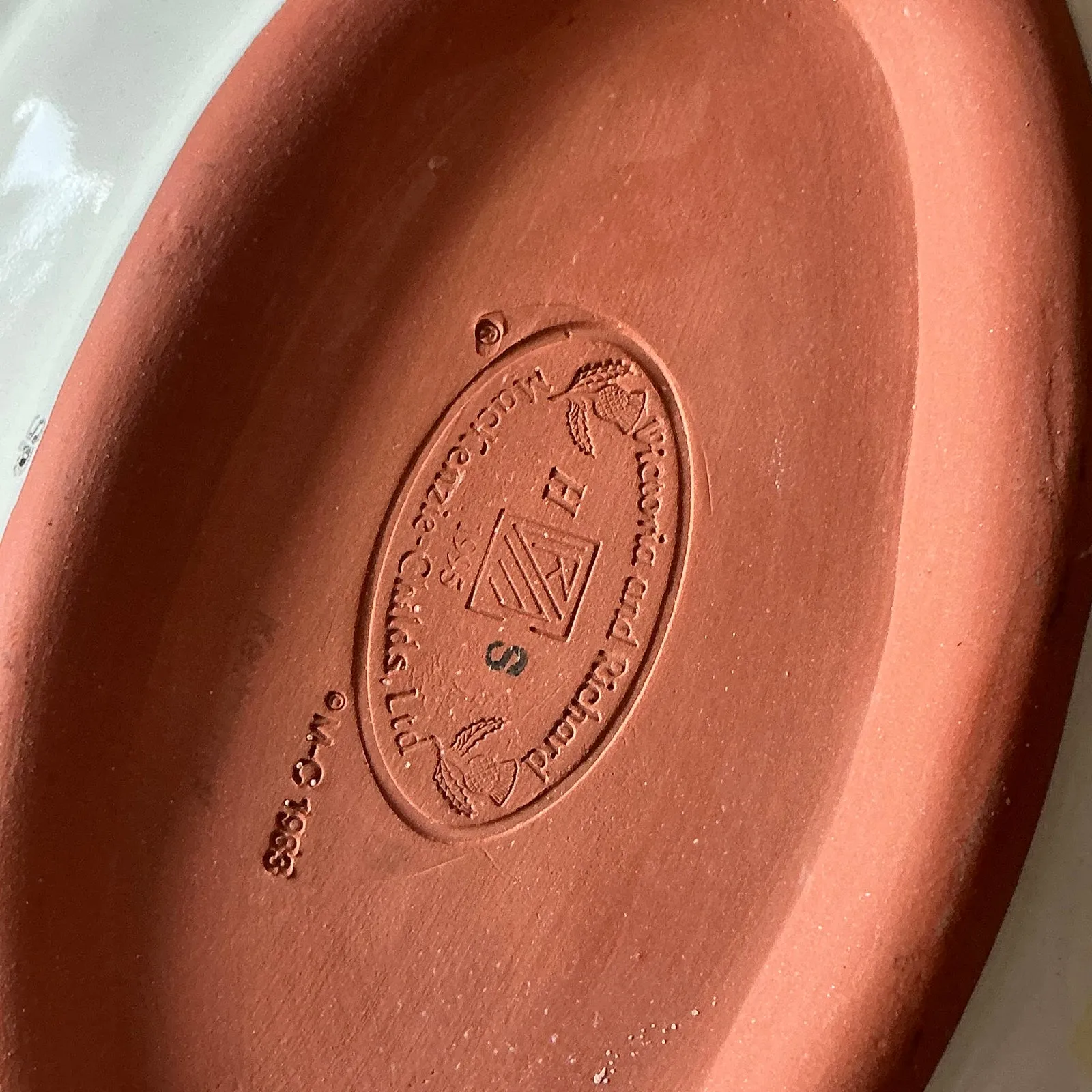 Vintage Regency Mackenzie Childs Glazed Ceramic Ruffle Platter — additional photo 6