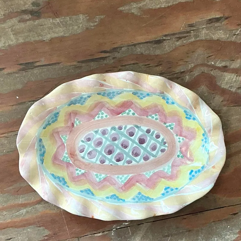 Vintage Regency Mackenzie Childs Glazed Ceramic Ruffle Platter — additional photo 3