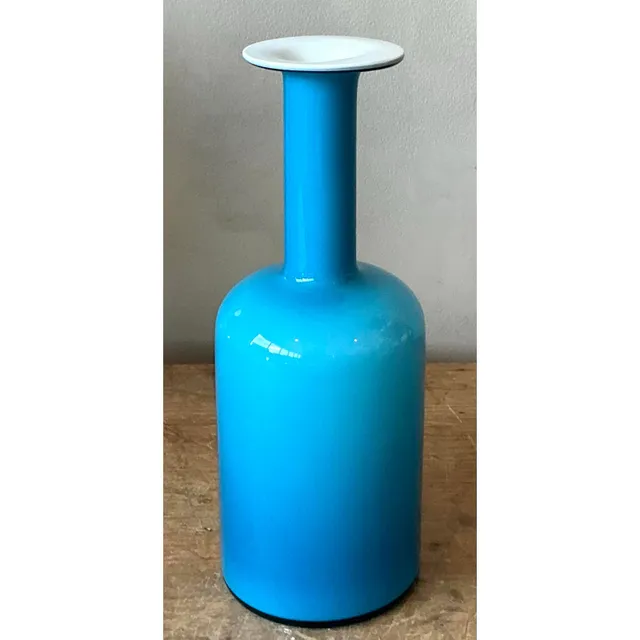 Vintage Boho Blue Opaline Vase — additional photo 8