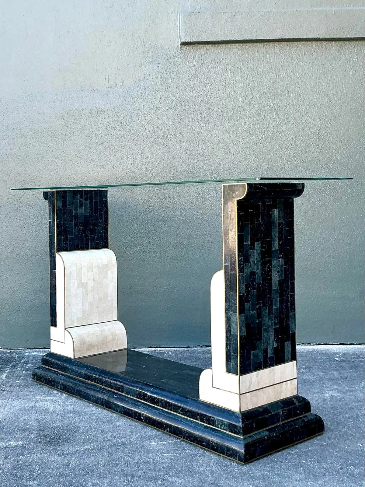 Vintage Boho Tessellated Stone and Brass Inlay Console Table — additional photo 4