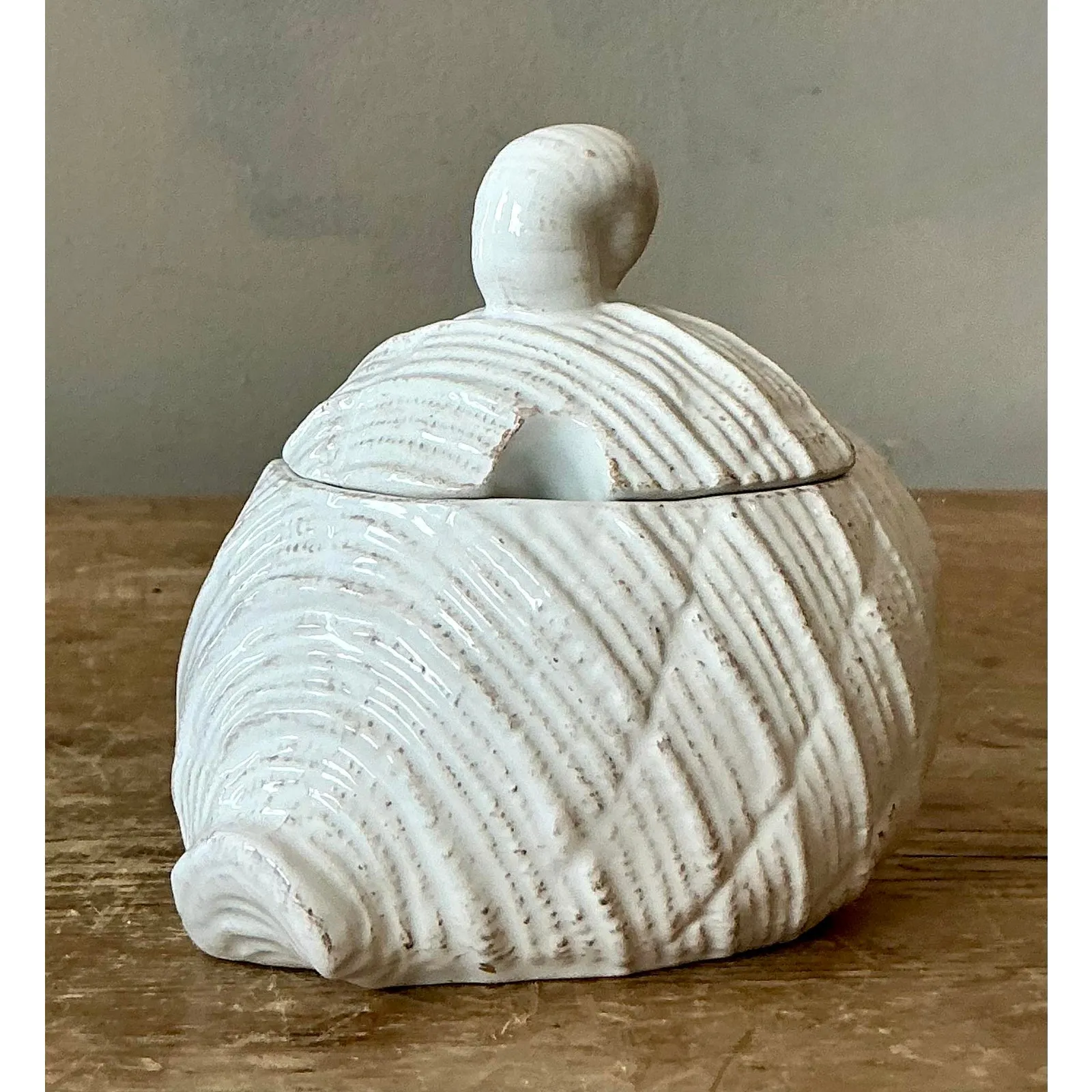 Vintage Boho Glazed Ceramic Conch Shell Honey Pot — additional photo 2