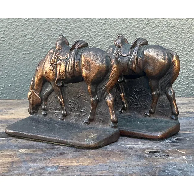 Vintage Boho Cast Horse Bookends - Set of 2 — additional photo 7