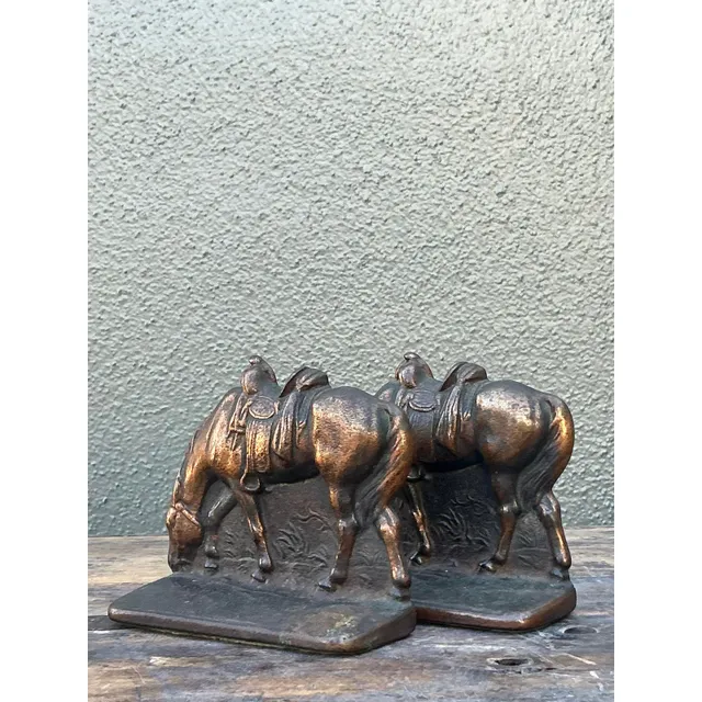 Vintage Boho Cast Horse Bookends - Set of 2 — additional photo 4