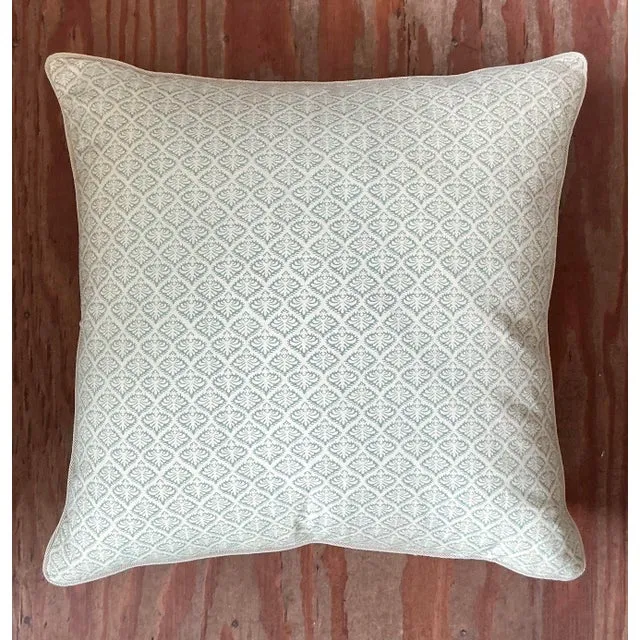 Vintage Regency Jacquard Dawn Throw Pillow — additional photo 3