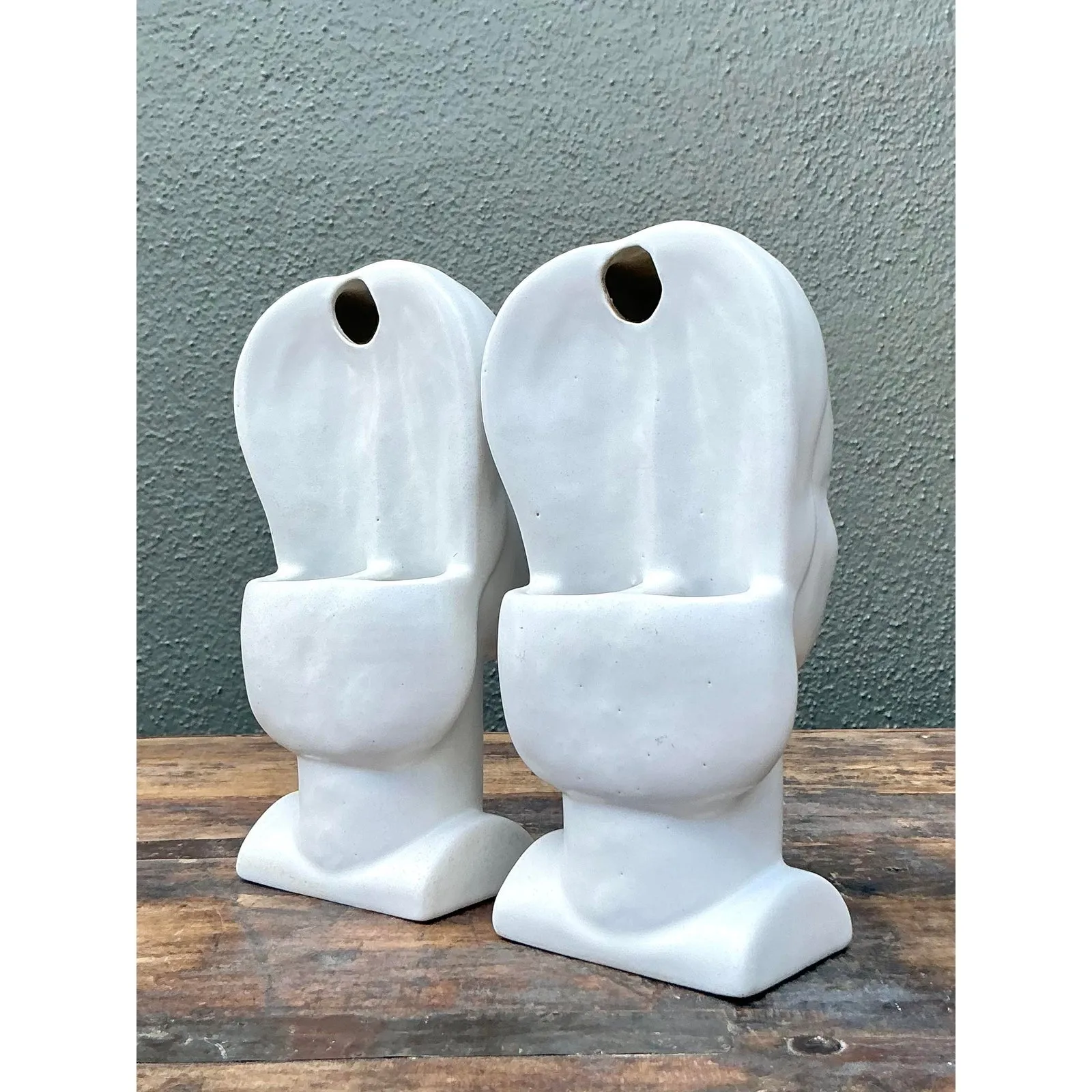 Vintage MCM Glazed Ceramic Wall Pockets. - Set of 2 — additional photo 5