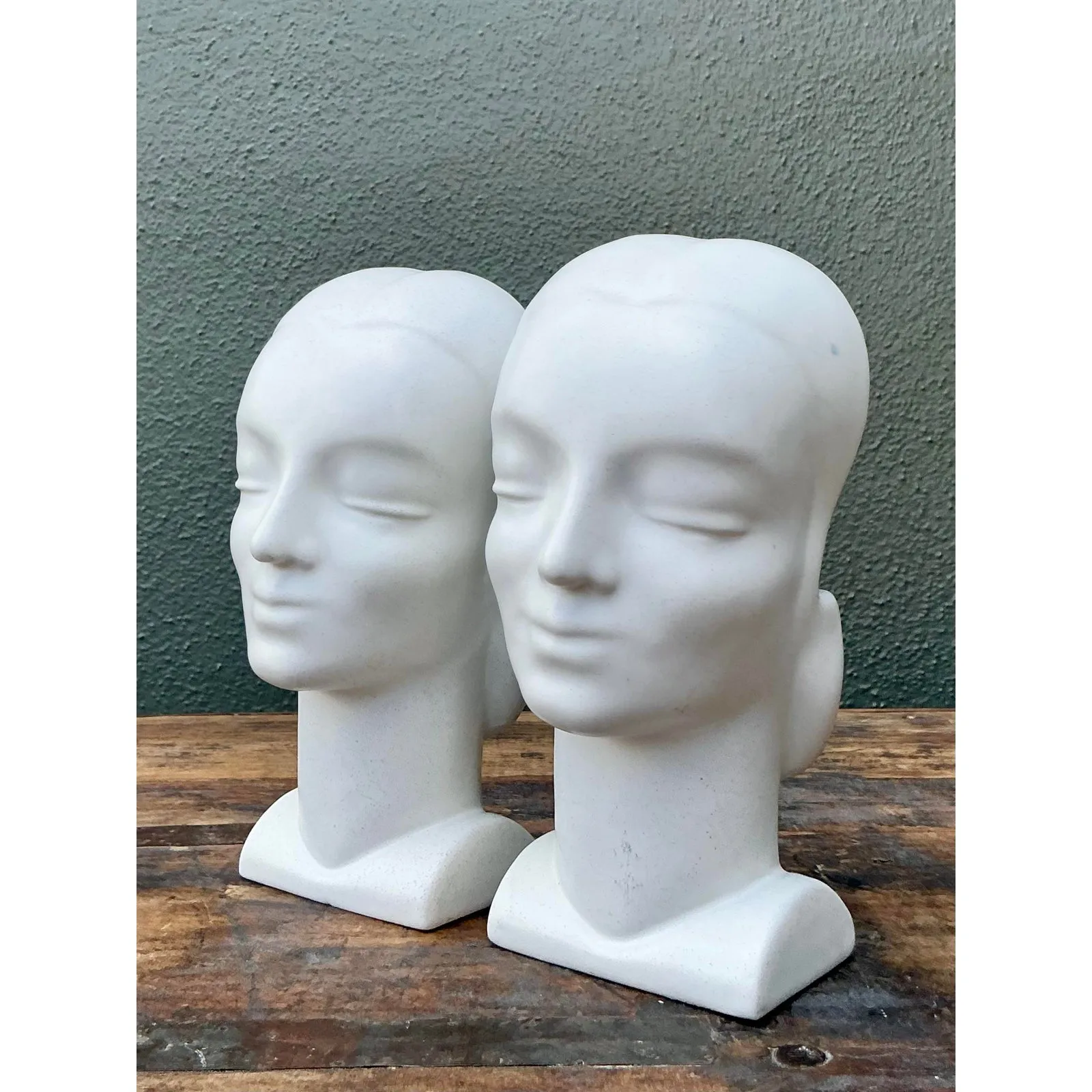 Vintage MCM Glazed Ceramic Wall Pockets. - Set of 2 — additional photo 2