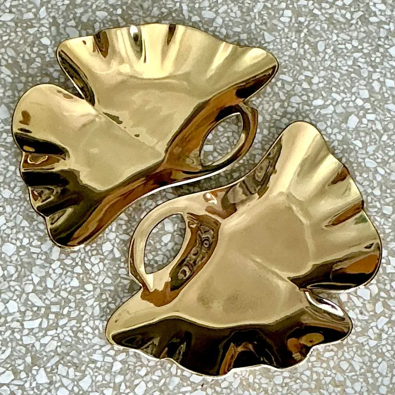 Vintage Regency Polished Brass Ginko Leaf Trays - a Pair — additional photo 1