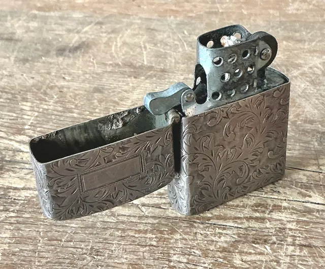 Vintage Boho Sterling Silver Hand Engraved Japanese Lighter — additional photo 5