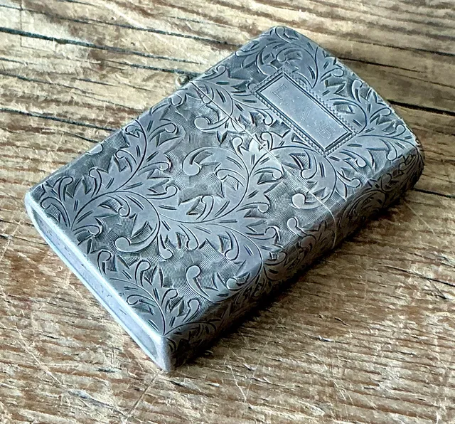 Vintage Boho Sterling Silver Hand Engraved Japanese Lighter — additional photo 2