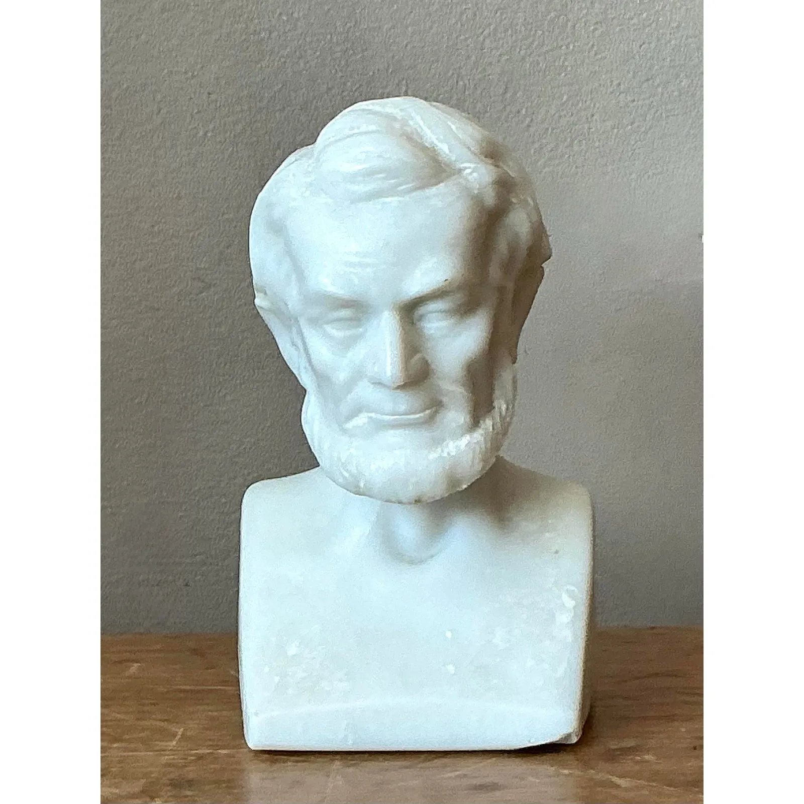 Vintage Boho Carved Marble Bust of a Lincoln — additional photo 1