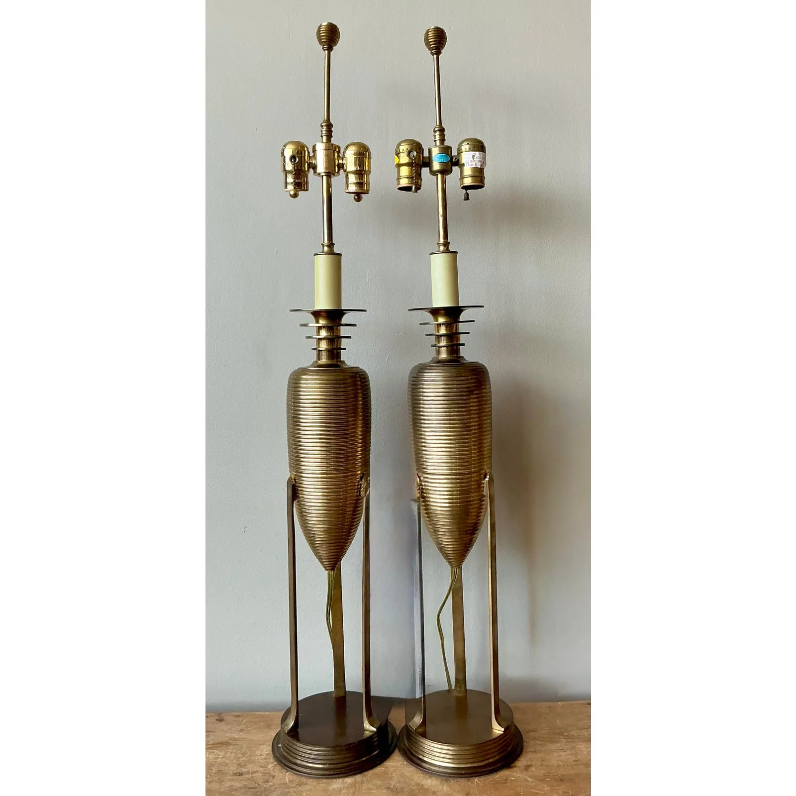 Vintage Postmodern Chapman Brass Lamps - A Pair — additional photo 1
