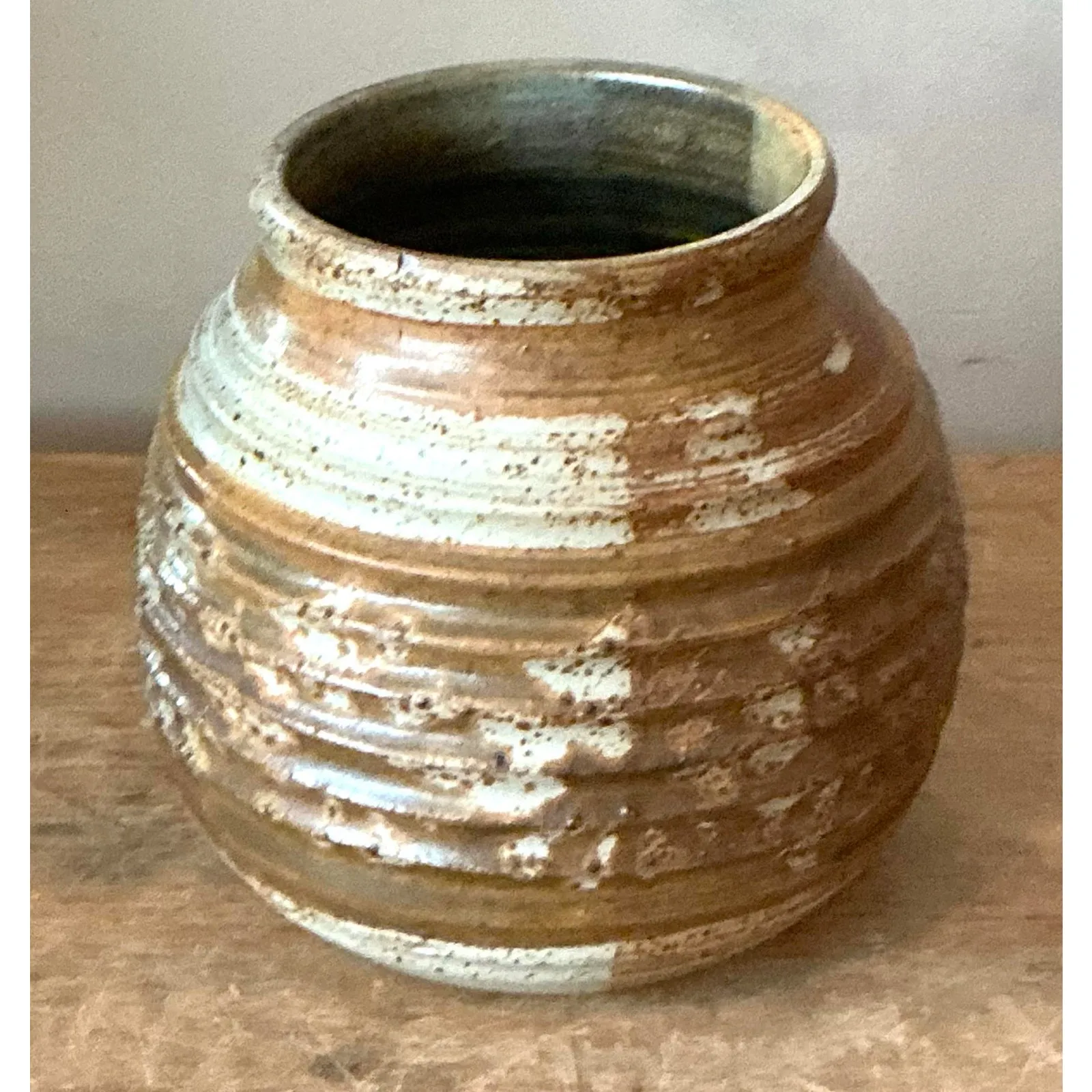 Vintage Boho Ribbed Studio Pottery Vase - Ceramic, 5.75W x 6H — additional photo 3