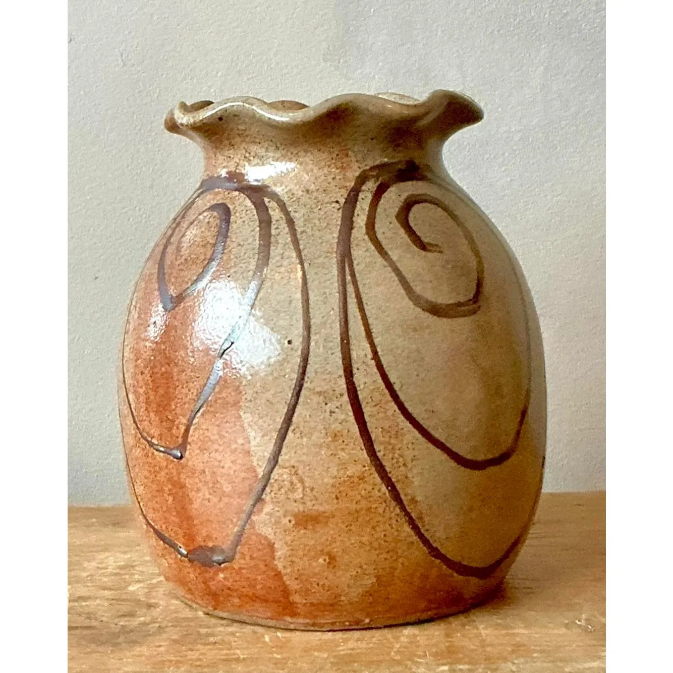 Vintage Boho Original Studio Pottery Ruffle Vase — additional photo 1