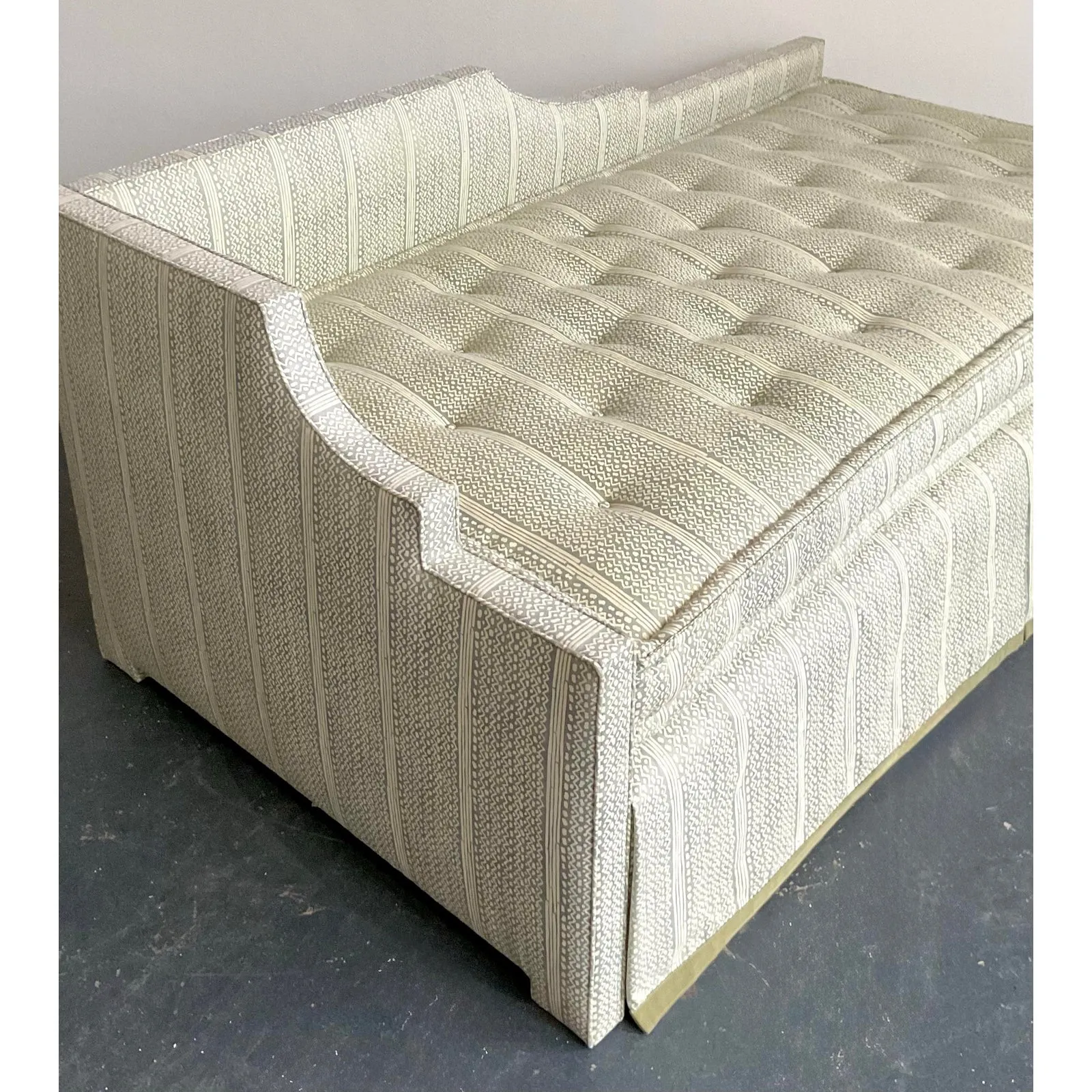 Vintage Boho Charles Beckley Daybed in Peter Fasano “Angelina” — additional photo 5
