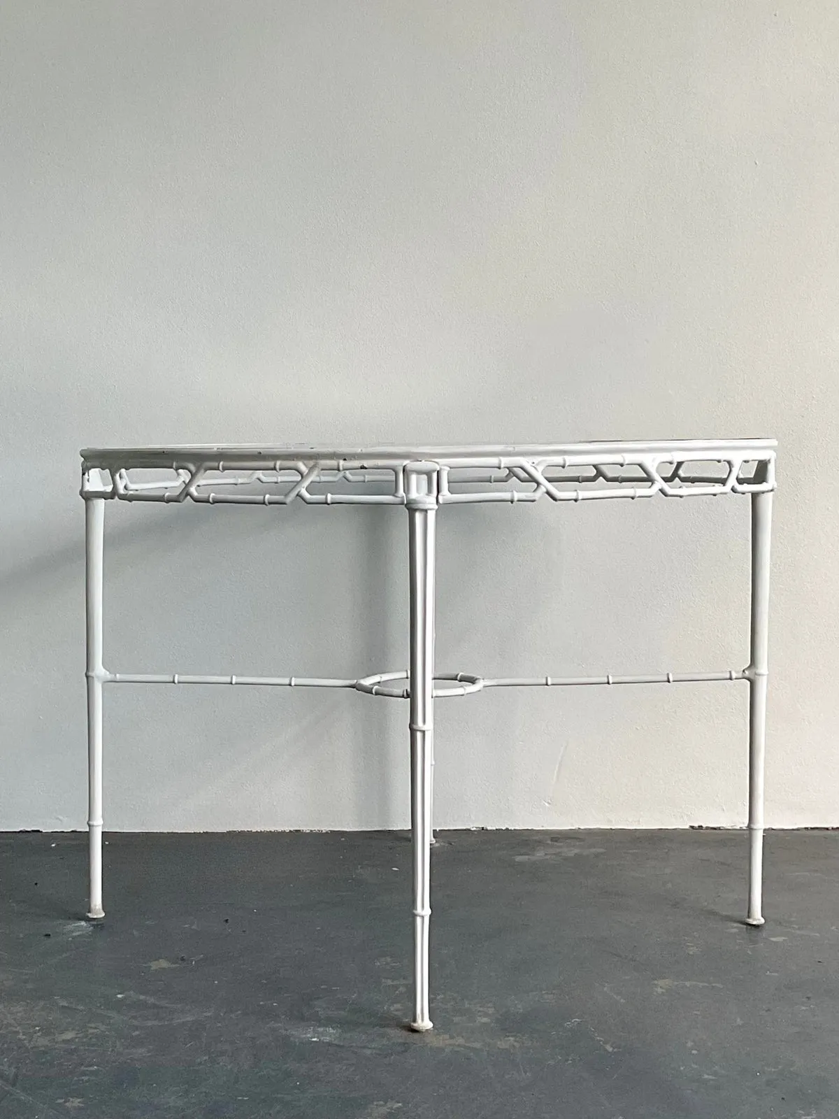 Vintage Boho Cast Aluminum Dining Table After Brown Jordan — additional photo 4