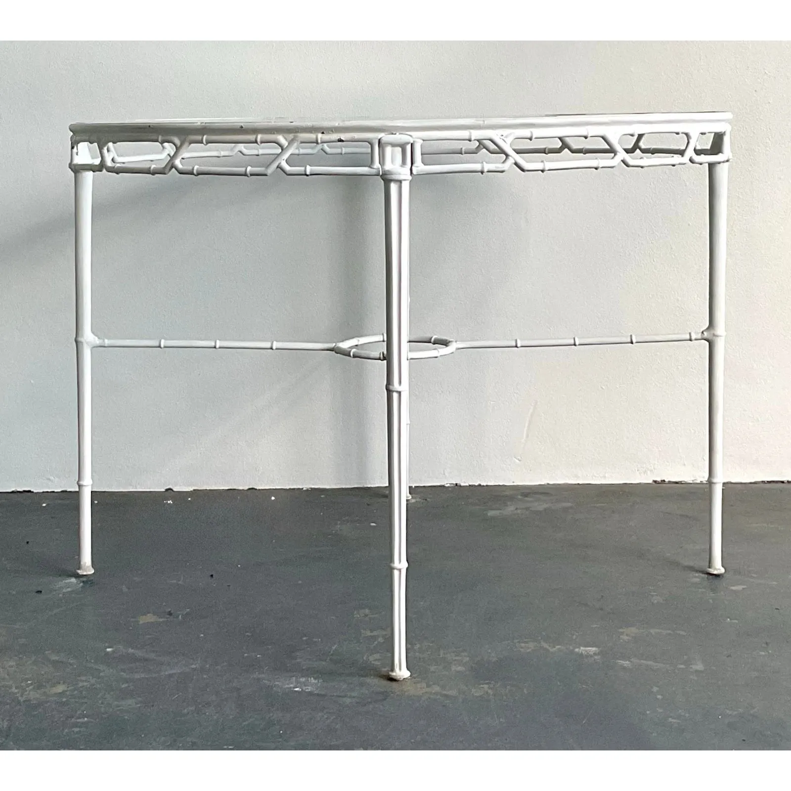 Vintage Boho Cast Aluminum Dining Table After Brown Jordan — additional photo 3
