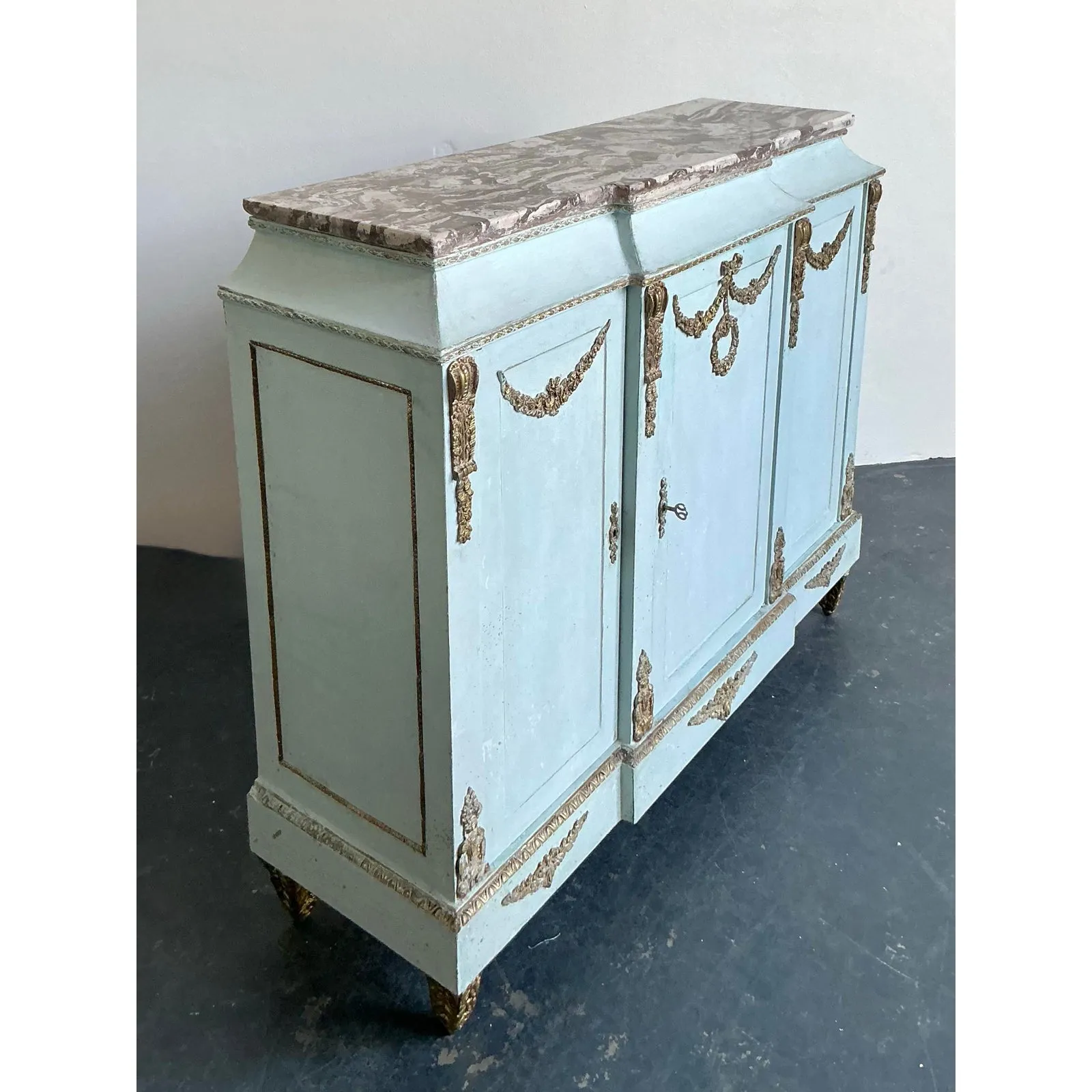 Vintage Neoclassical Gilt Tipped Cabinet With Scagliola Top — additional photo 7
