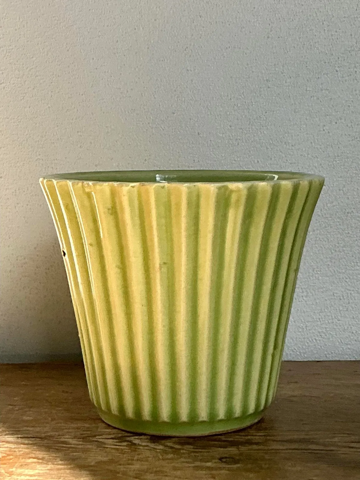 Vintage Boho French Glazed Ceramic Pleated Vase — additional photo 7