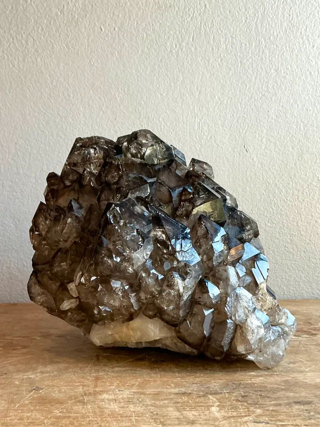 Vintage Monumental Jacare Smokey Quartz — additional photo 7
