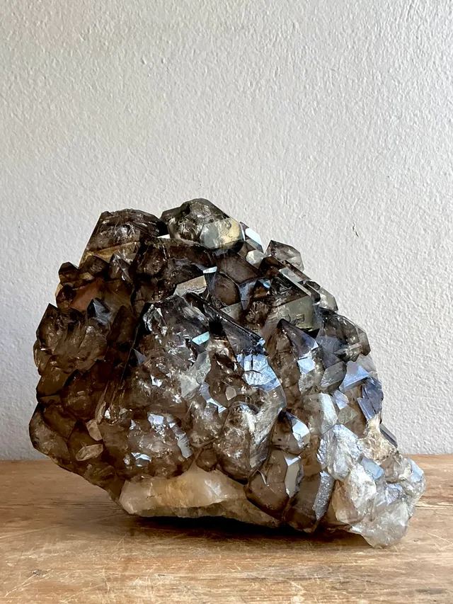Vintage Monumental Jacare Smokey Quartz — additional photo 1