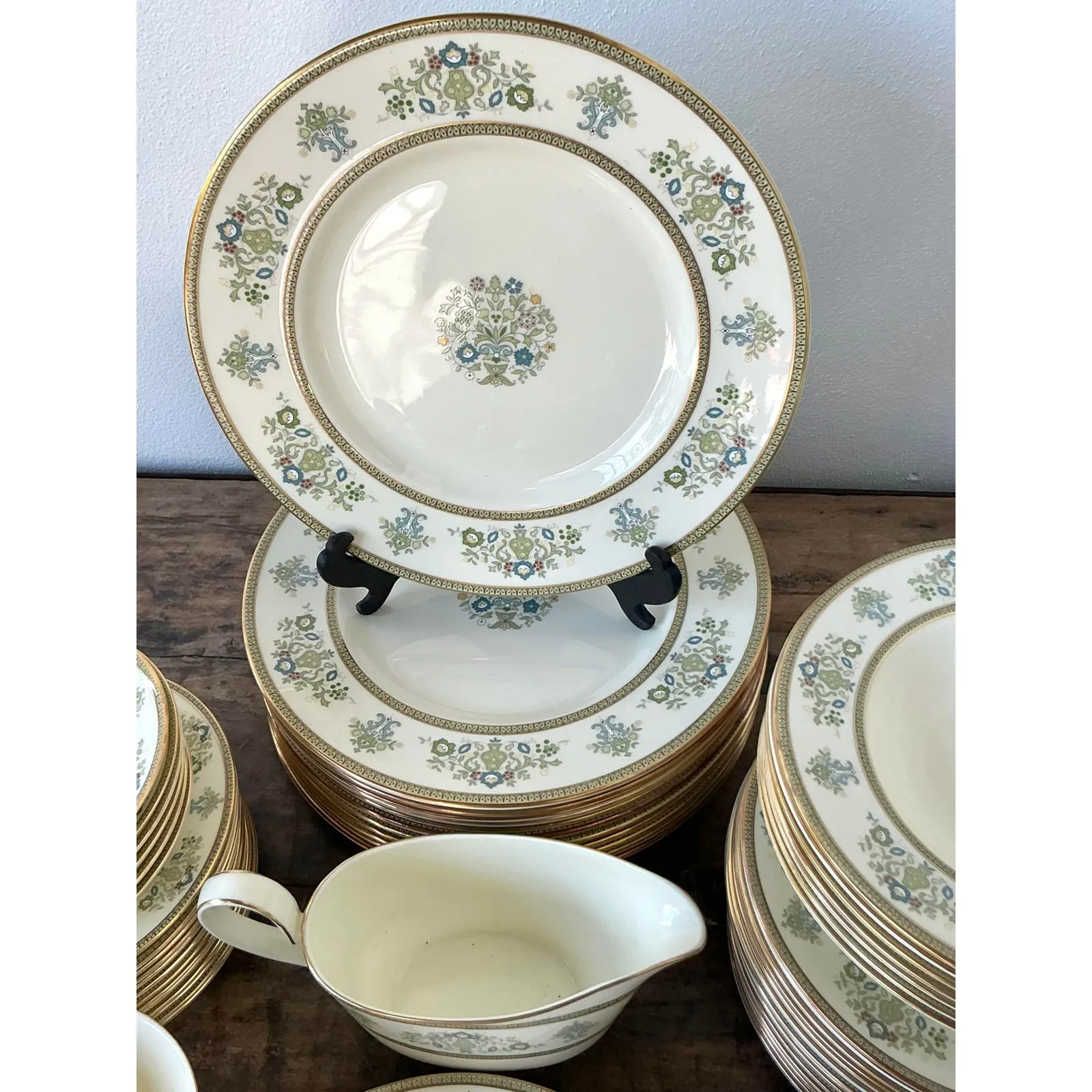 Vintage Regency Minton “Henley” China - Set of 63 — additional photo 2