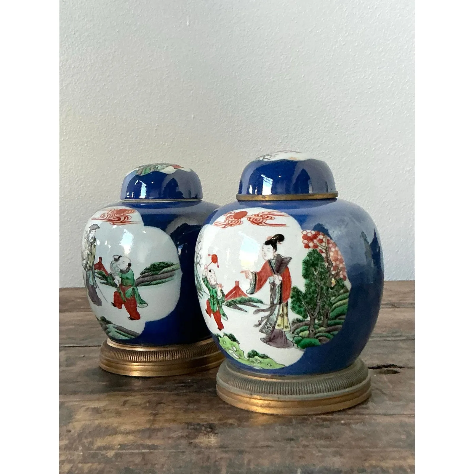 Vintage Asian Famile Verte Lidded Ceramic Jars - A Pair — additional photo 8