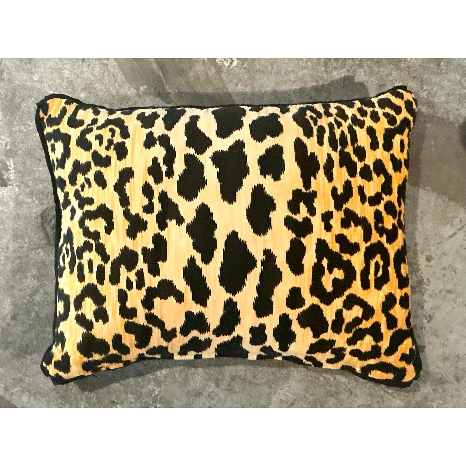 Vintage Boho Leopard Velvet Lumbar Pillow — additional photo 7